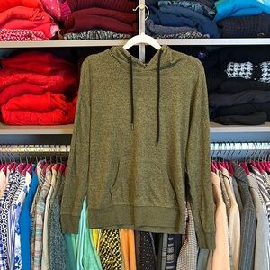 Harlowe & Graham green kangaroo pocket hooded sweatshirt size M